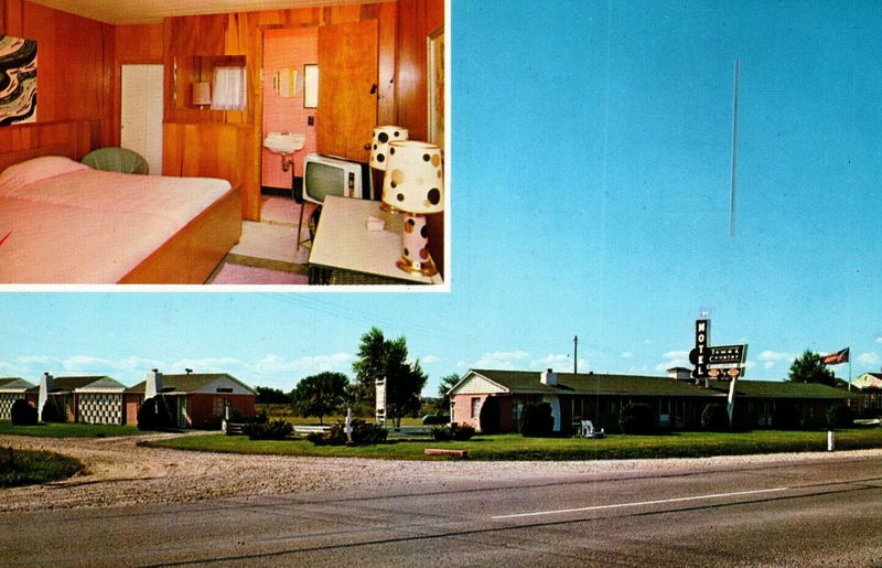 Town & Country Motel (Town and Country Motel)